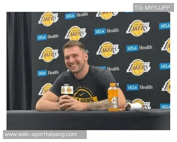 东契奇称赞雷迪克赛前动员激励球队近期比赛中表现最为尽兴